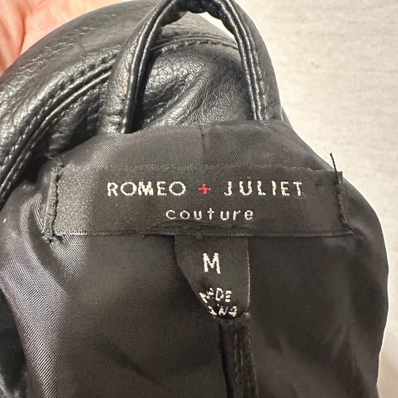 Romeo + Juliet Couture faux leather moto jacket - size medium - Picture 9 of 9